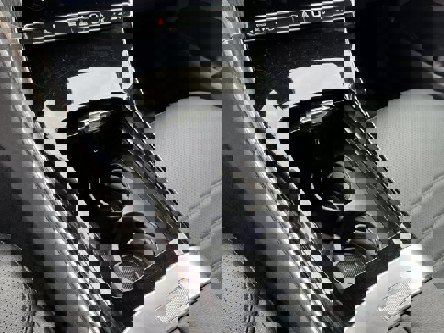 Used 2025 Mercedes-Benz GLC 300 4MATIC image 20