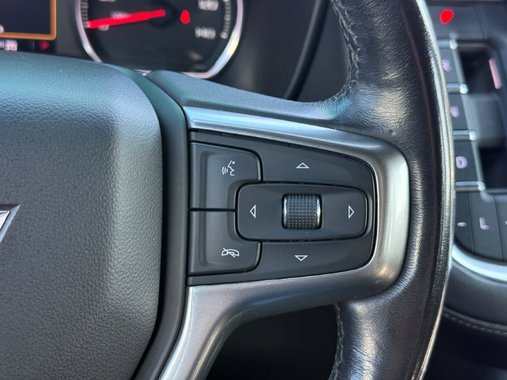 Used 2021 Chevrolet Suburban LT AWD/4WD image 33