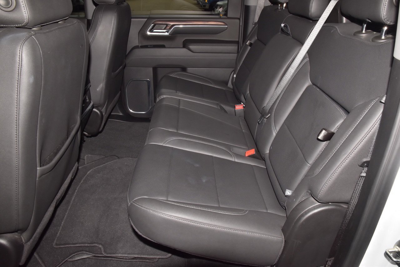 Used 2024 GMC Sierra 2500 SLT w/ SLT Convenience Package AWD/4WD image 14