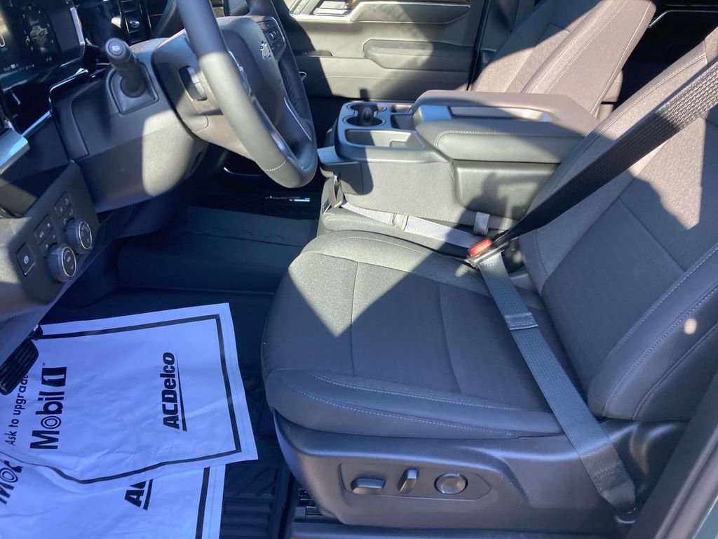 New 2026 Chevrolet Silverado 1500 LT w/ Z71 Off-Road Package image 16