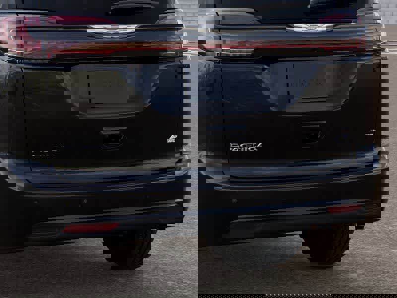 New 2026 Chrysler Pacifica Select w/ S Appearance Package AWD/4WD image 13