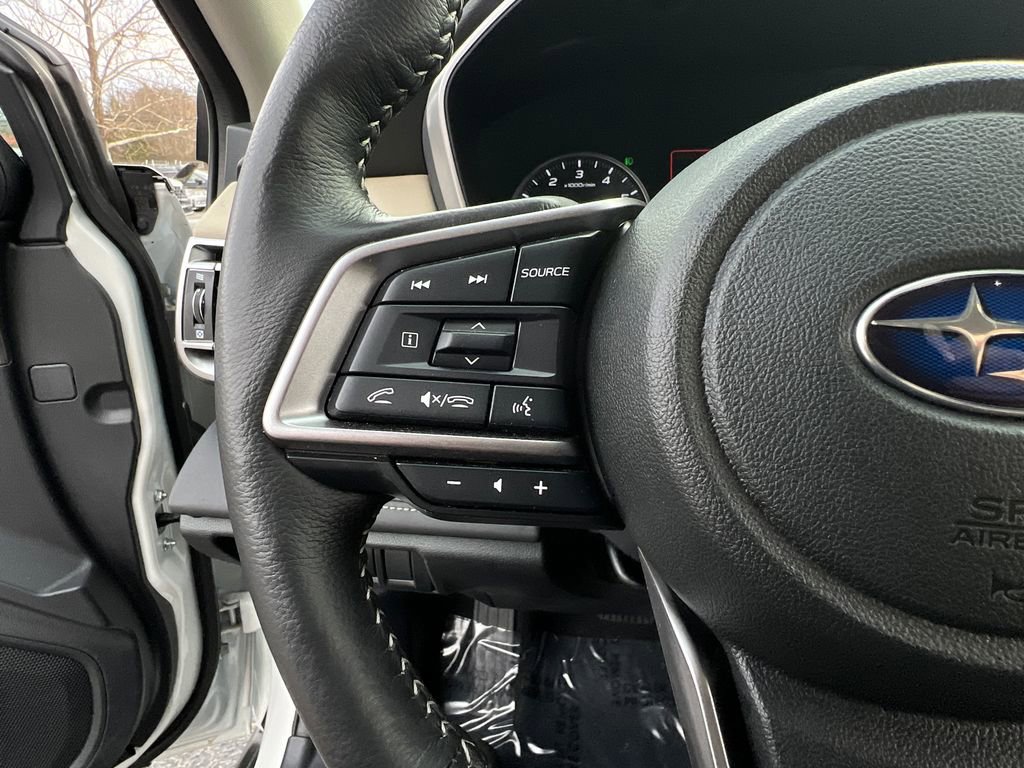 Certified 2025 Subaru Outback Limited image 25