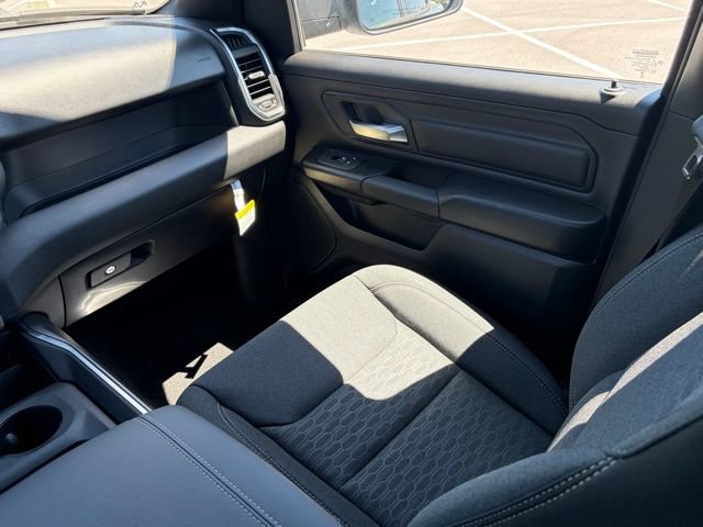 New 2026 RAM 1500 Express AWD/4WD image 28