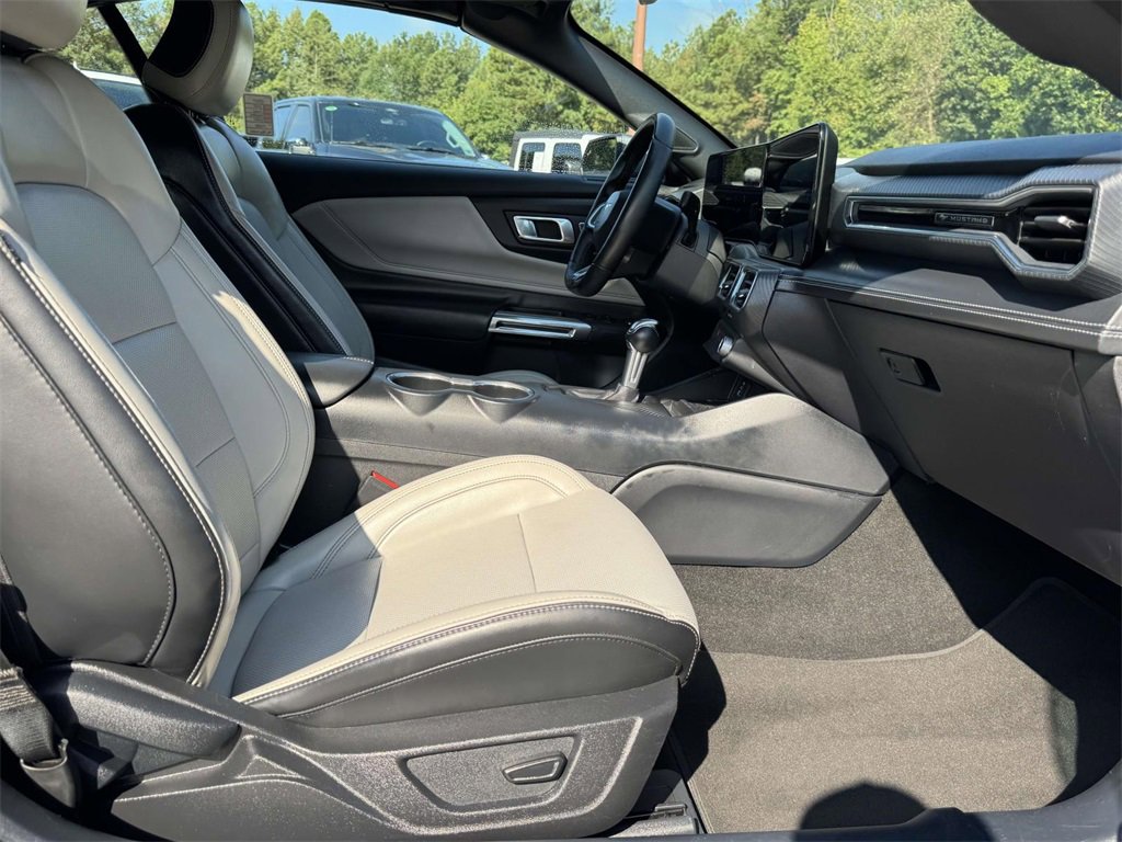 Used 2024 Ford Mustang Premium image 14
