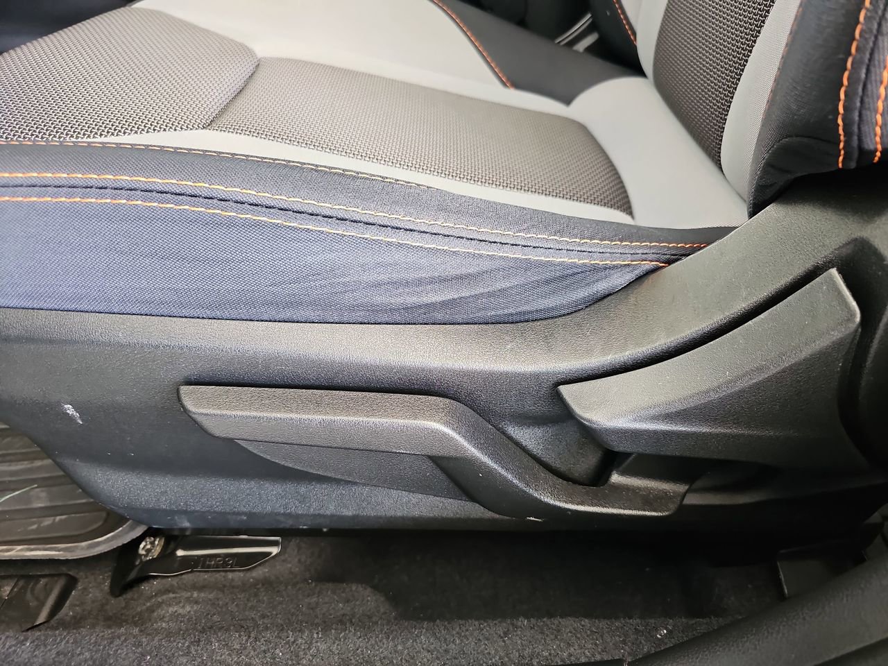 Used 2018 Subaru Crosstrek 2.0i Premium image 33