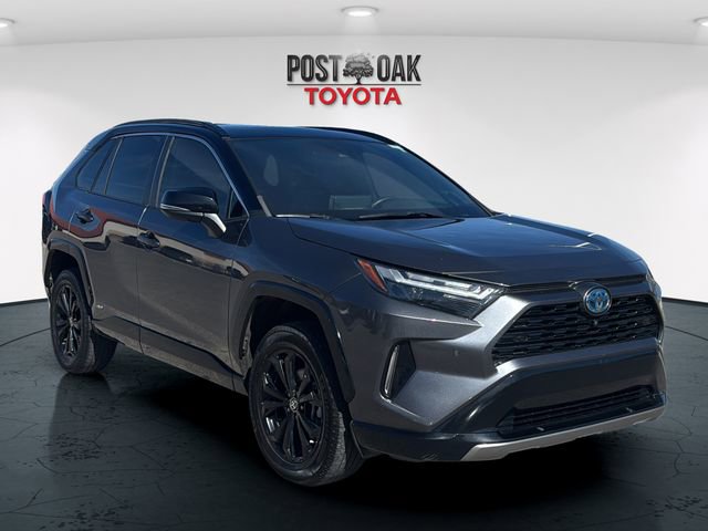 Used 2022 Toyota RAV4 XSE video 1