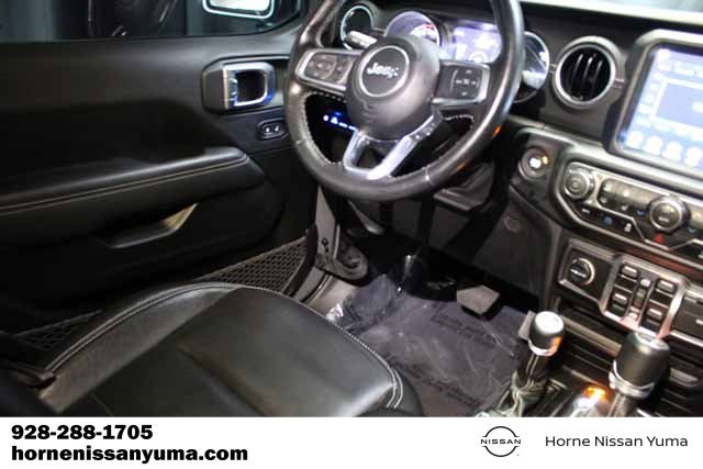 Used 2023 Jeep Wrangler Unlimited Sahara w/ Cold Weather Group AWD/4WD image 10