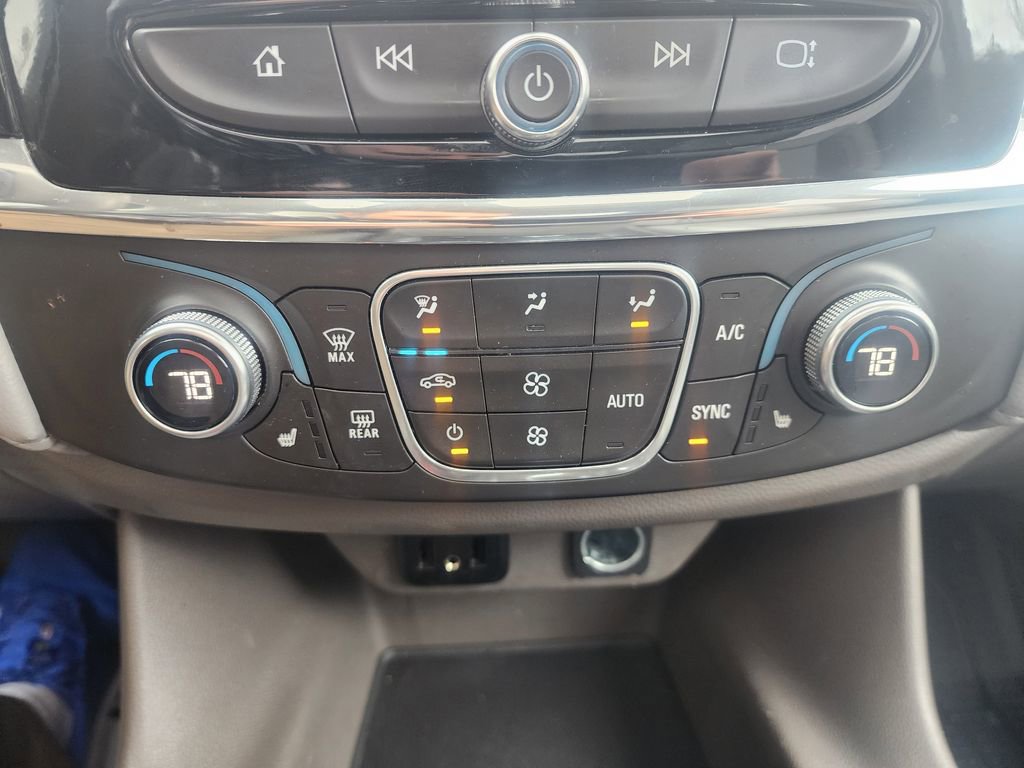 Used 2018 Chevrolet Traverse LT w/ LPO, Floor Liner Package image 49