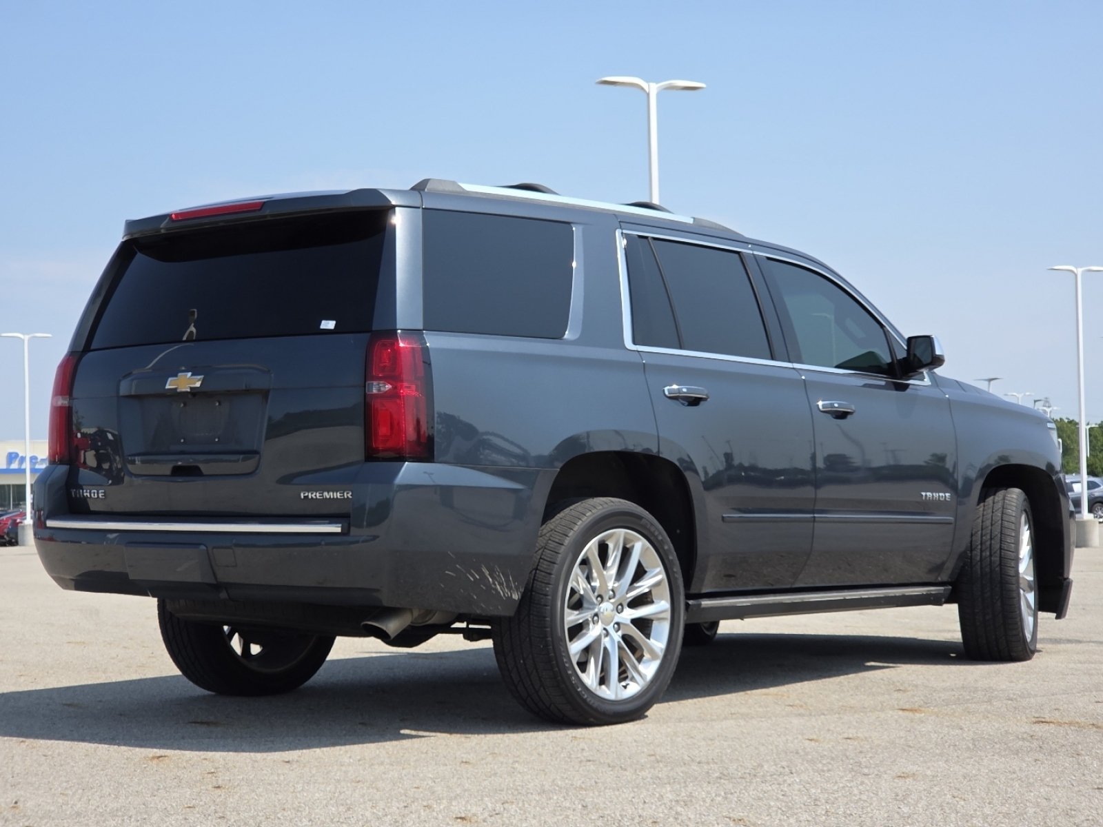 Used 2019 Chevrolet Tahoe Premier w/ Premier Plus Edition AWD/4WD image 20