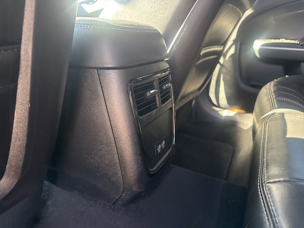 Used 2023 Chrysler 300 S image 27