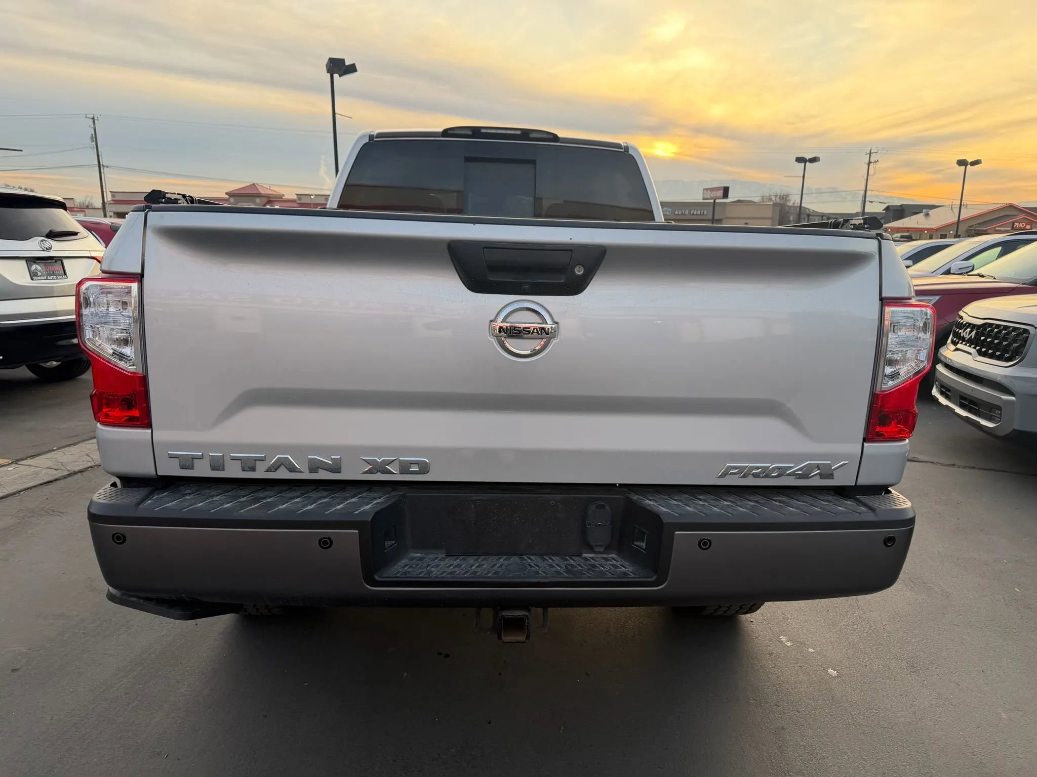 Used 2018 Nissan Titan PRO-4X w/ Pro-4x Utility Package image 6
