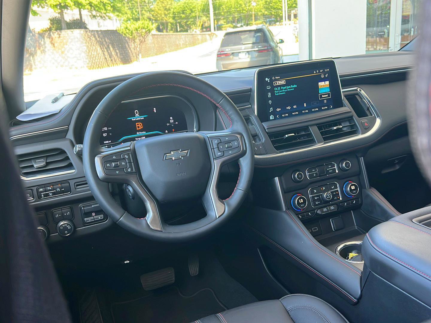 Used 2024 Chevrolet Tahoe RST w/ Luxury Package image 19