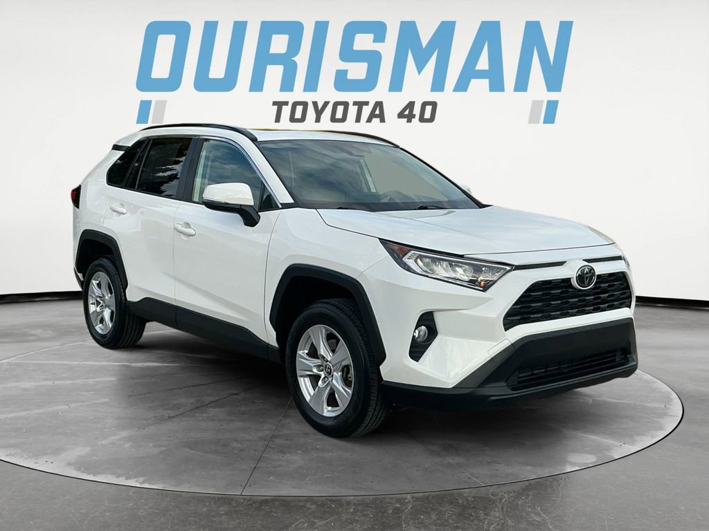 Used 2019 Toyota RAV4 XLE image 9