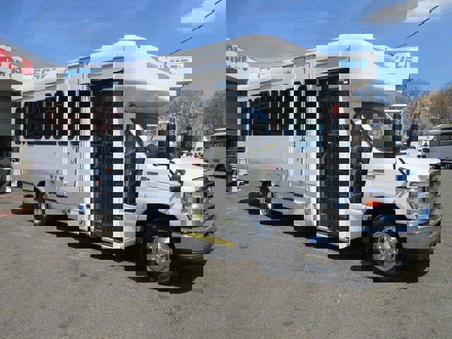 Used 2017 Ford E-450 and Econoline 450 Super Duty w/ Shuttle Bus Prep Package