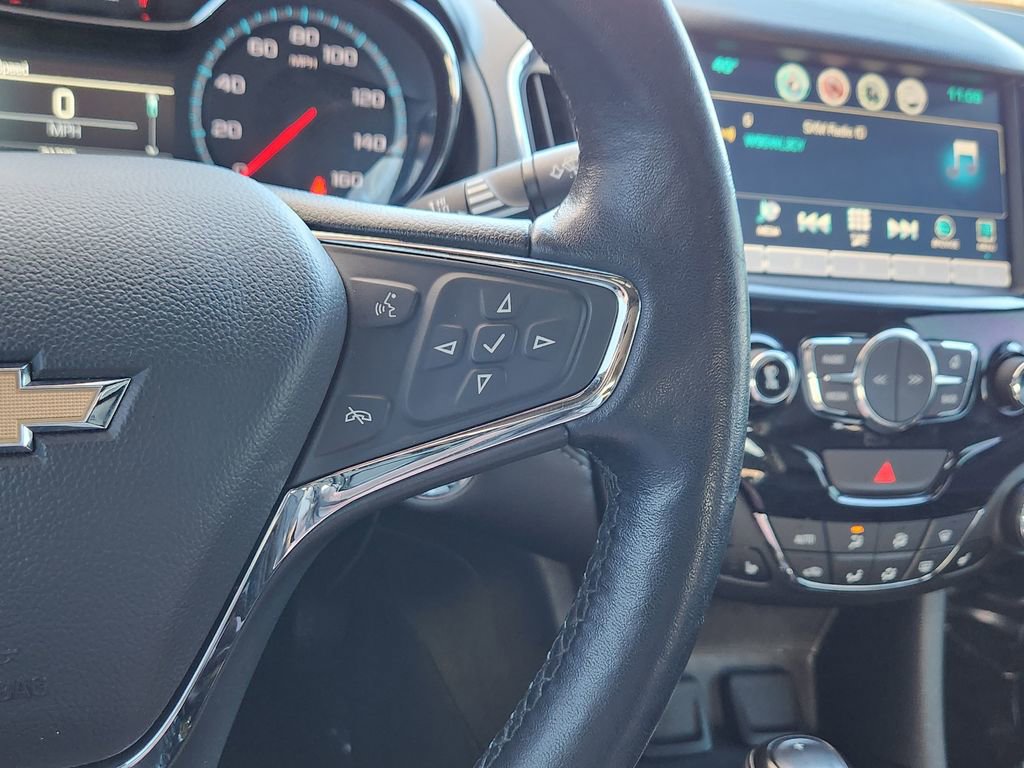 Used 2016 Chevrolet Cruze Premier image 17