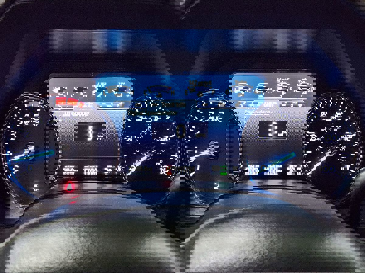 Used 2022 Ford F250 Platinum w/ FX4 Off-Road Package image 35