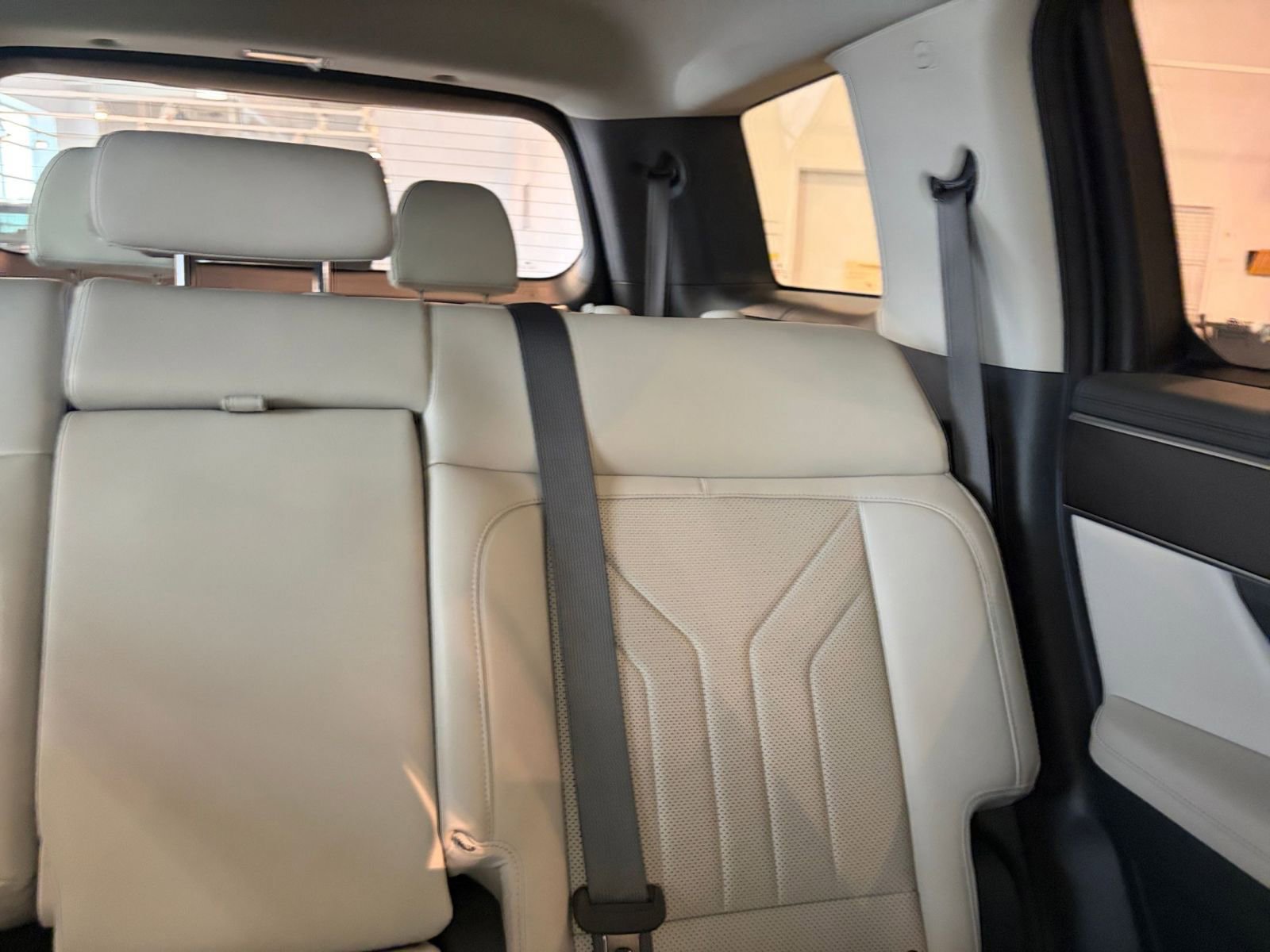 Used 2025 Hyundai Santa Fe SEL image 38