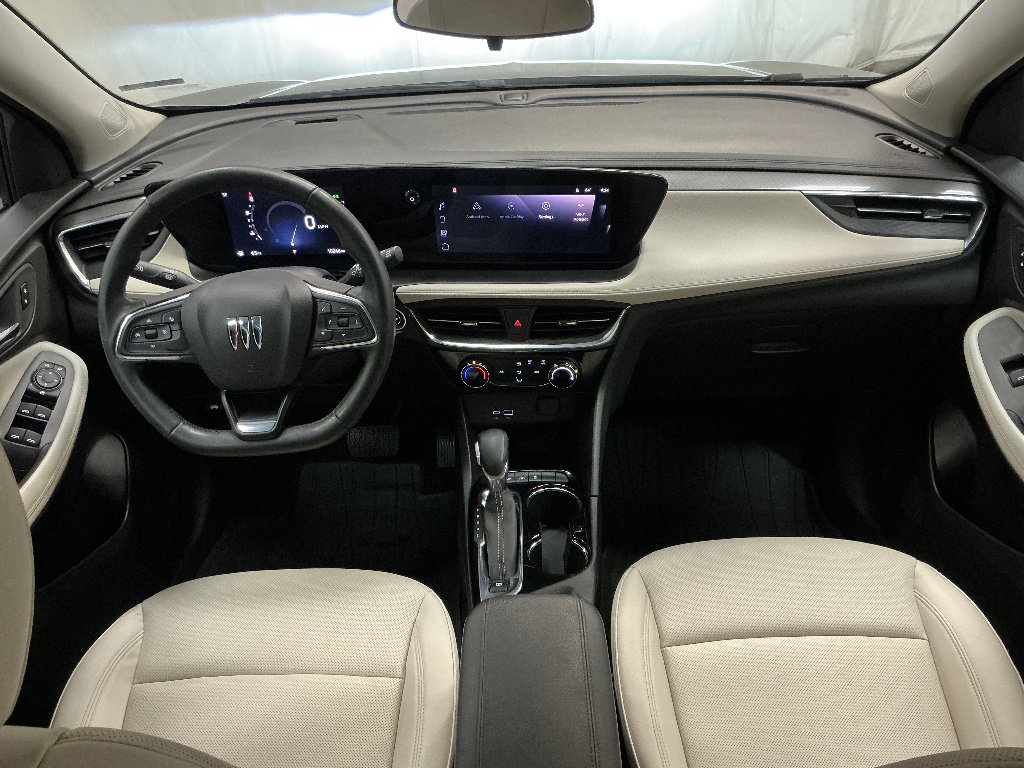 Used 2024 Buick Encore GX Sport Touring image 17