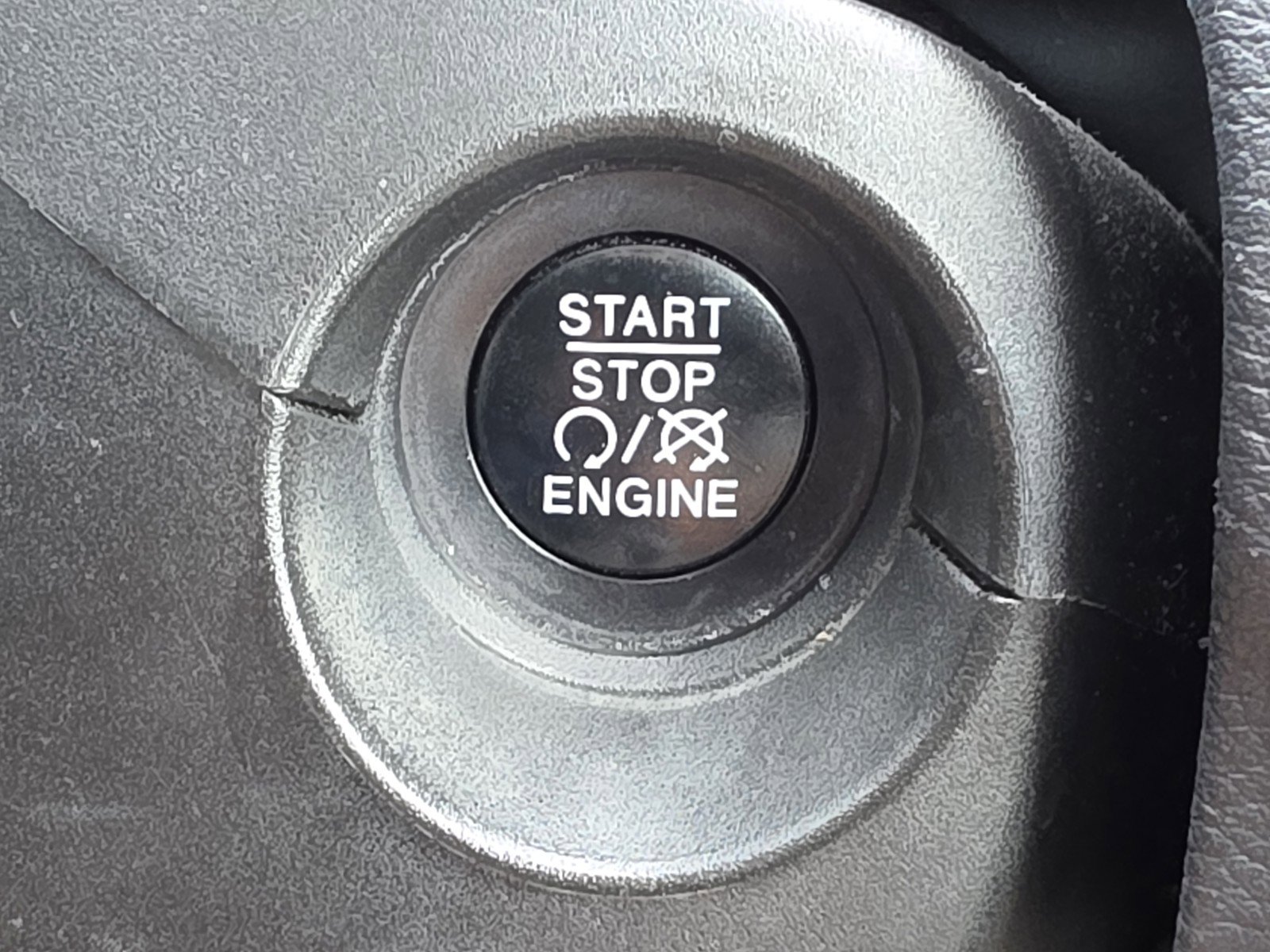 Used 2018 Jeep Compass Latitude w/ Popular Equipment Group image 21