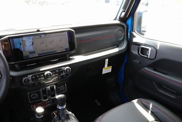 New 2025 Jeep Gladiator Rubicon w/ Safety Group image 29