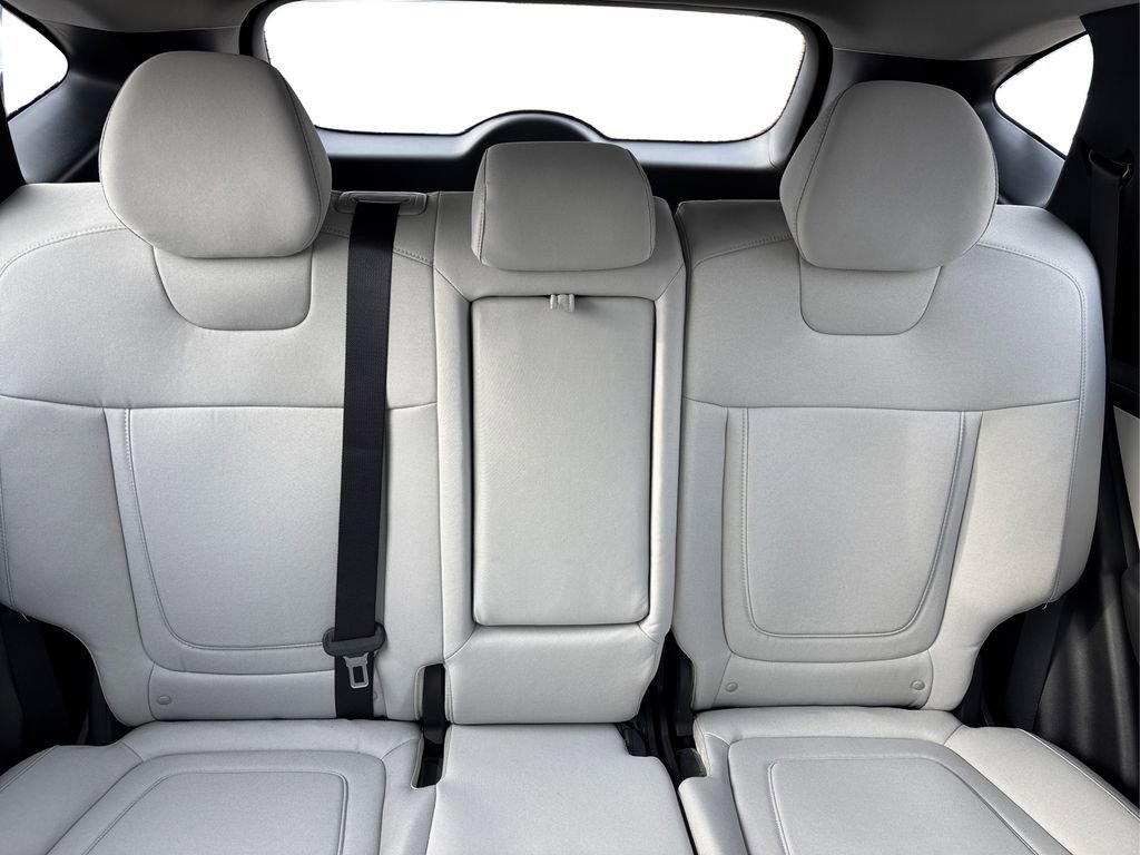 New 2026 Hyundai Tucson SE image 11