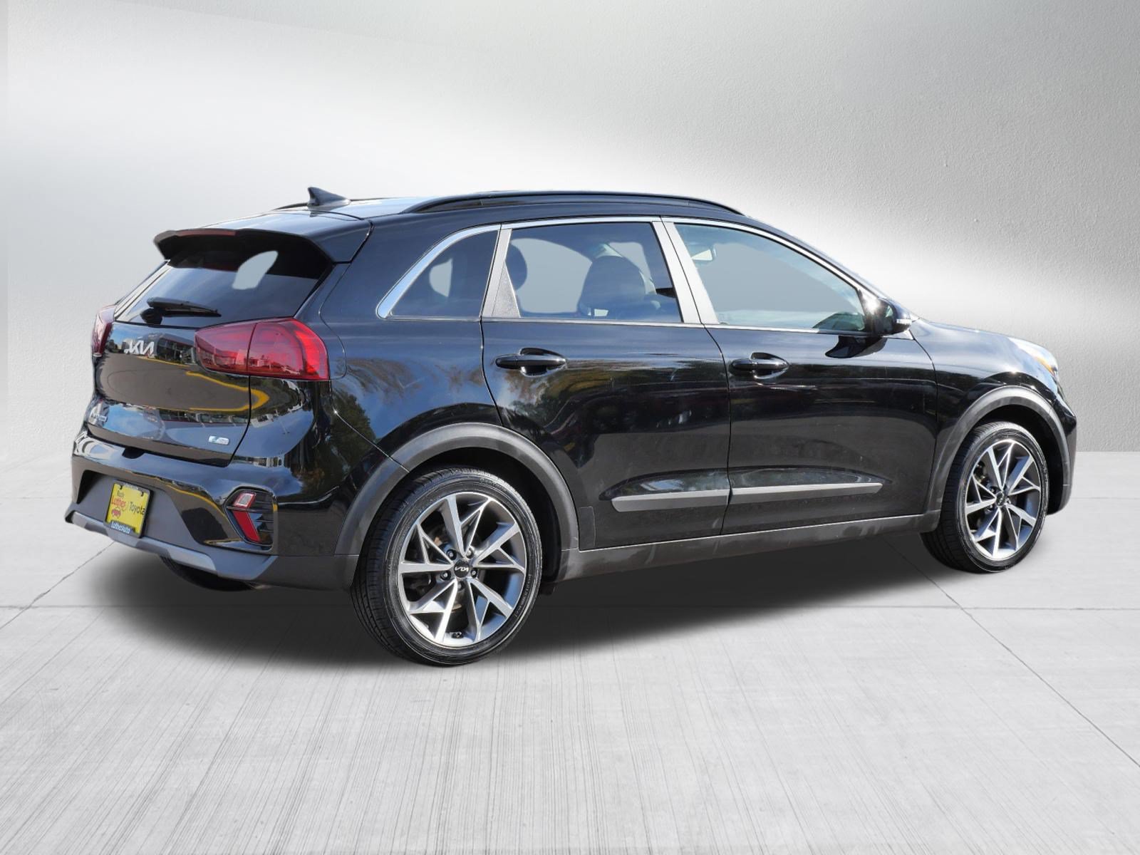 Used 2022 Kia Niro Touring Special Edition FWD image 7