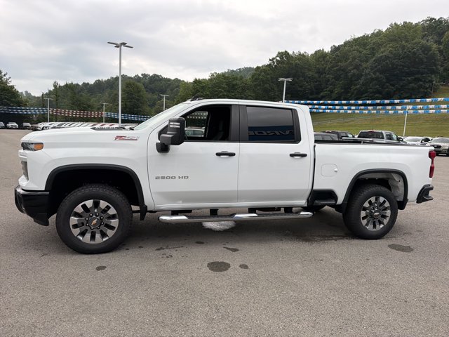 Used 2026 Chevrolet Silverado 2500 Custom w/ Custom Convenience Package AWD/4WD image 9