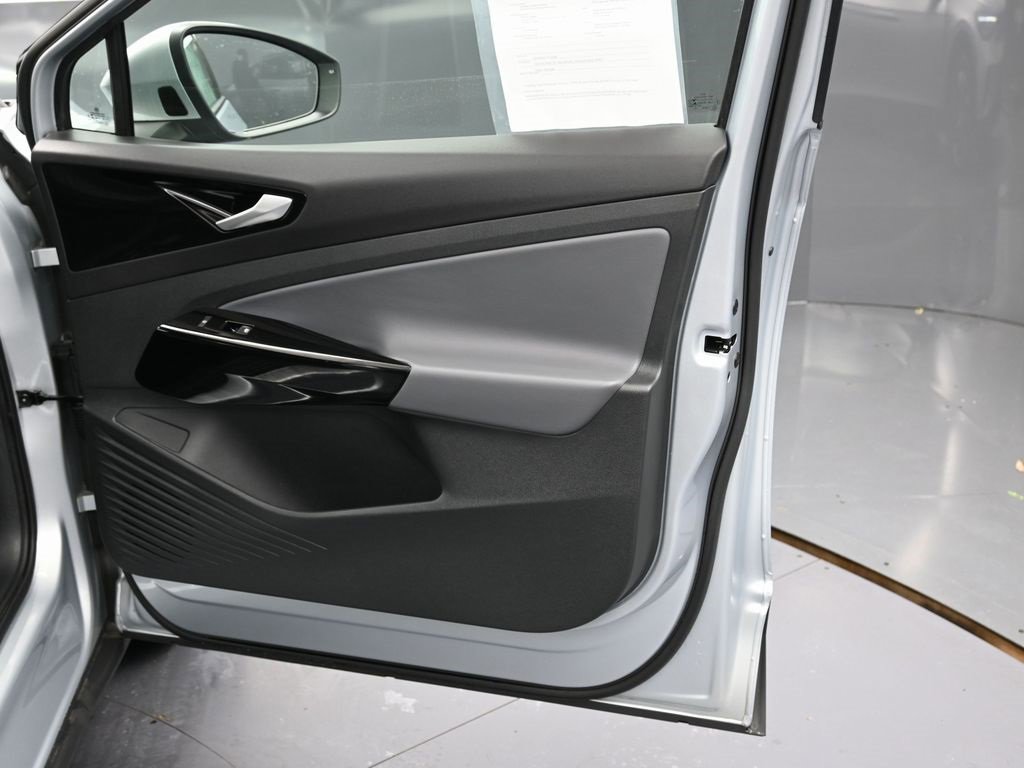 Used 2021 Volkswagen ID.4 Pro image 35