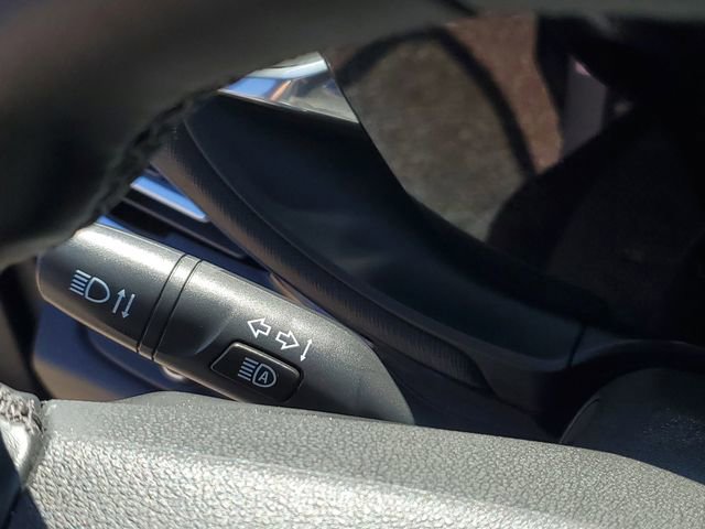 Certified 2025 Buick Envista Avenir FWD image 10