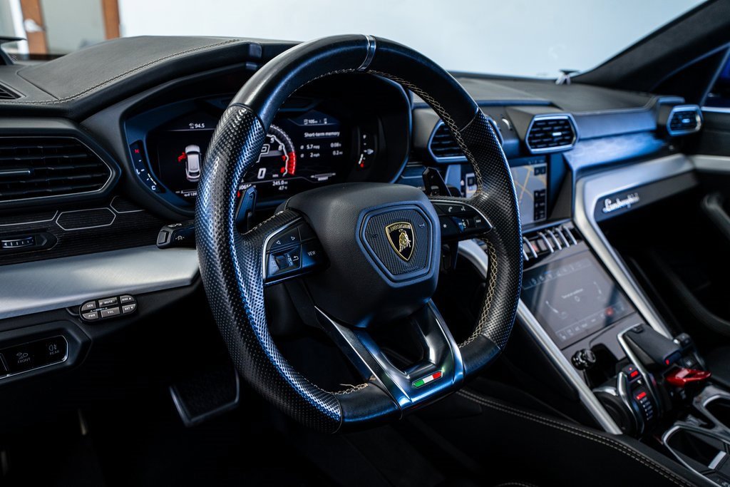Used 2019 Lamborghini Urus image 40