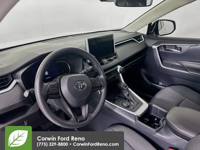 Used 2024 Toyota RAV4 XLE AWD/4WD image 11