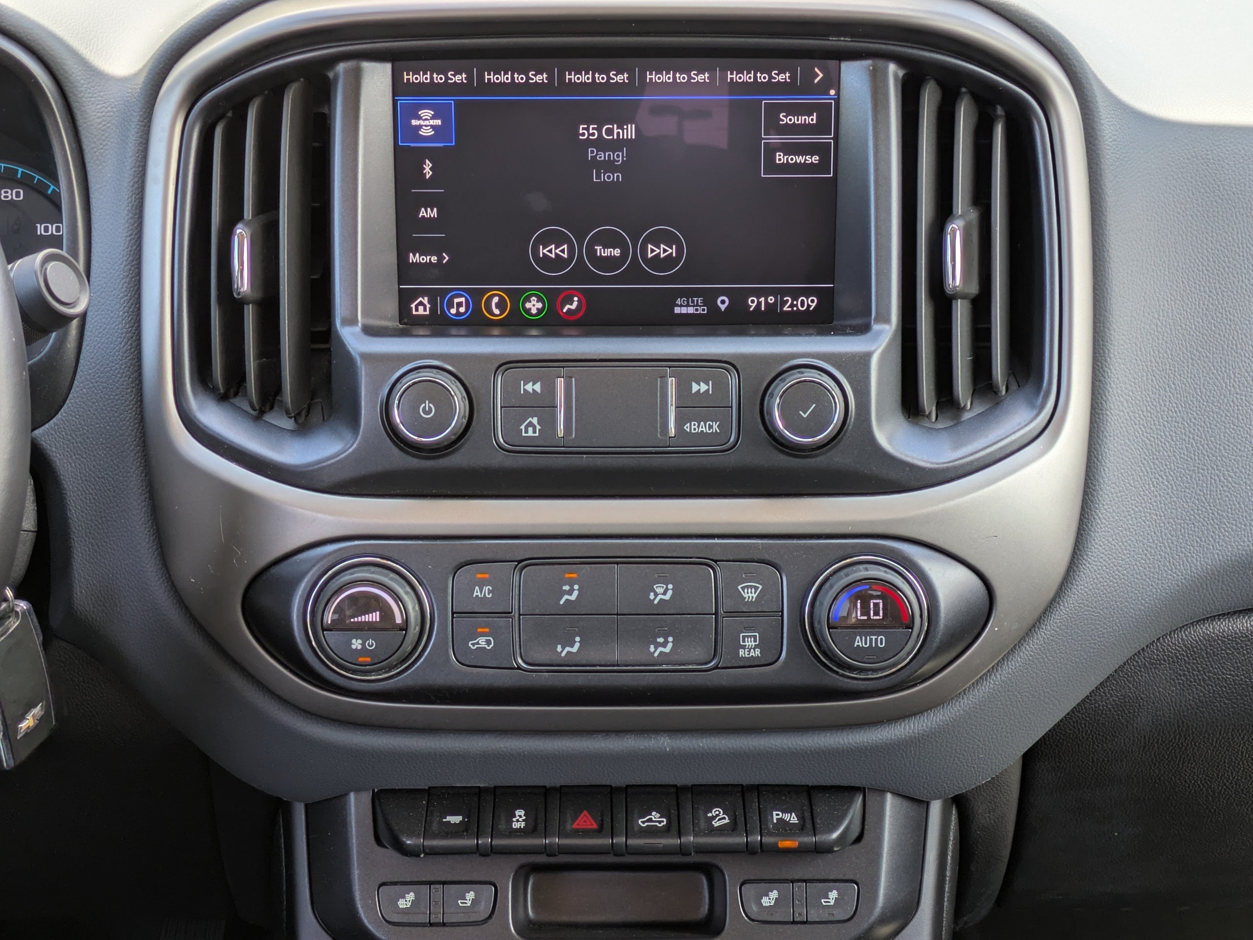 Used 2019 Chevrolet Colorado Z71 AWD/4WD image 16