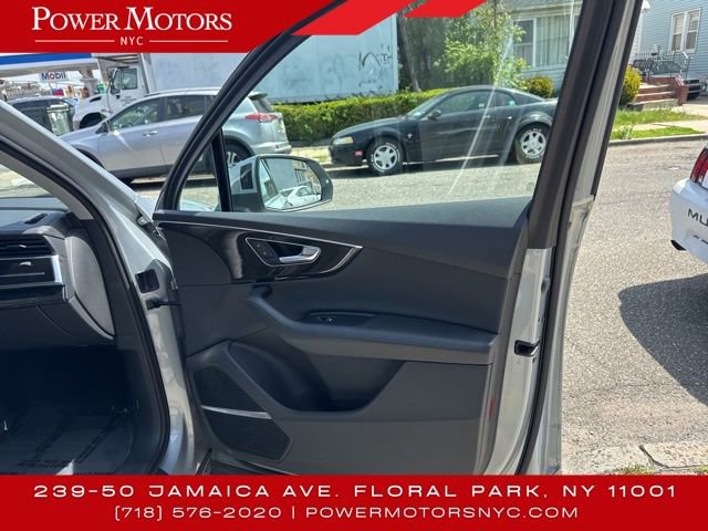 Used 2023 Audi Q7 3.0T Premium Plus image 12