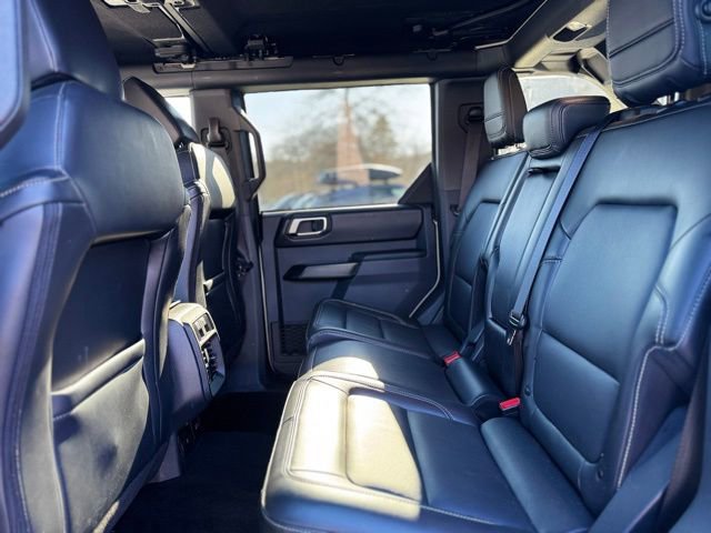 Used 2025 Ford Bronco Outer Banks image 16
