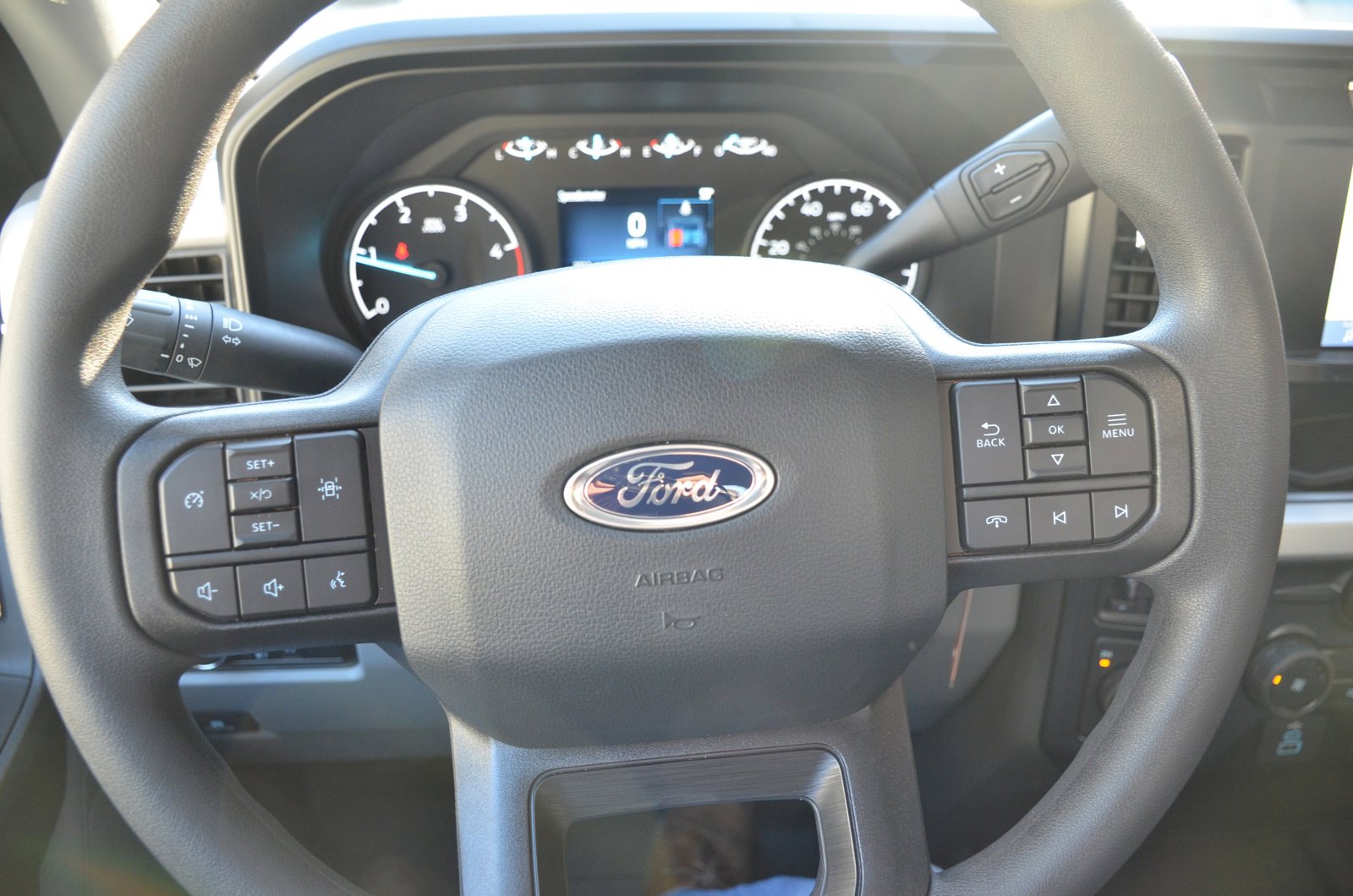 New 2023 Ford F550 4x4 Regular Cab Super Duty image 16