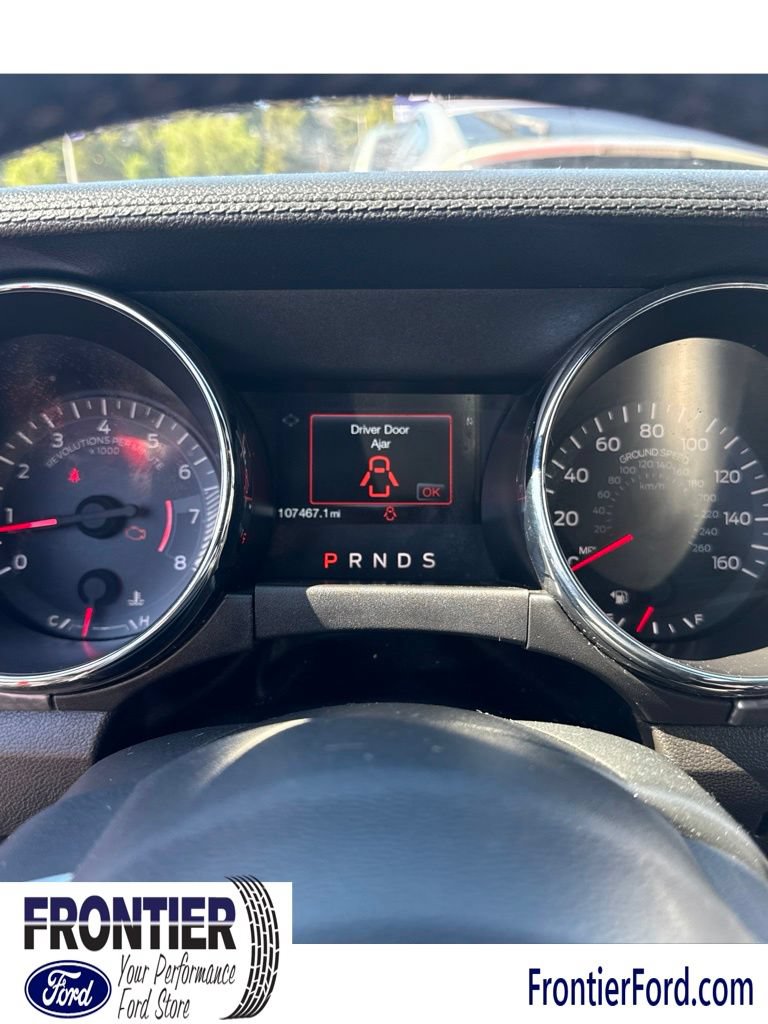 Used 2015 Ford Mustang Coupe RWD image 5