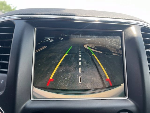 Used 2017 Jeep Grand Cherokee Altitude AWD/4WD image 21
