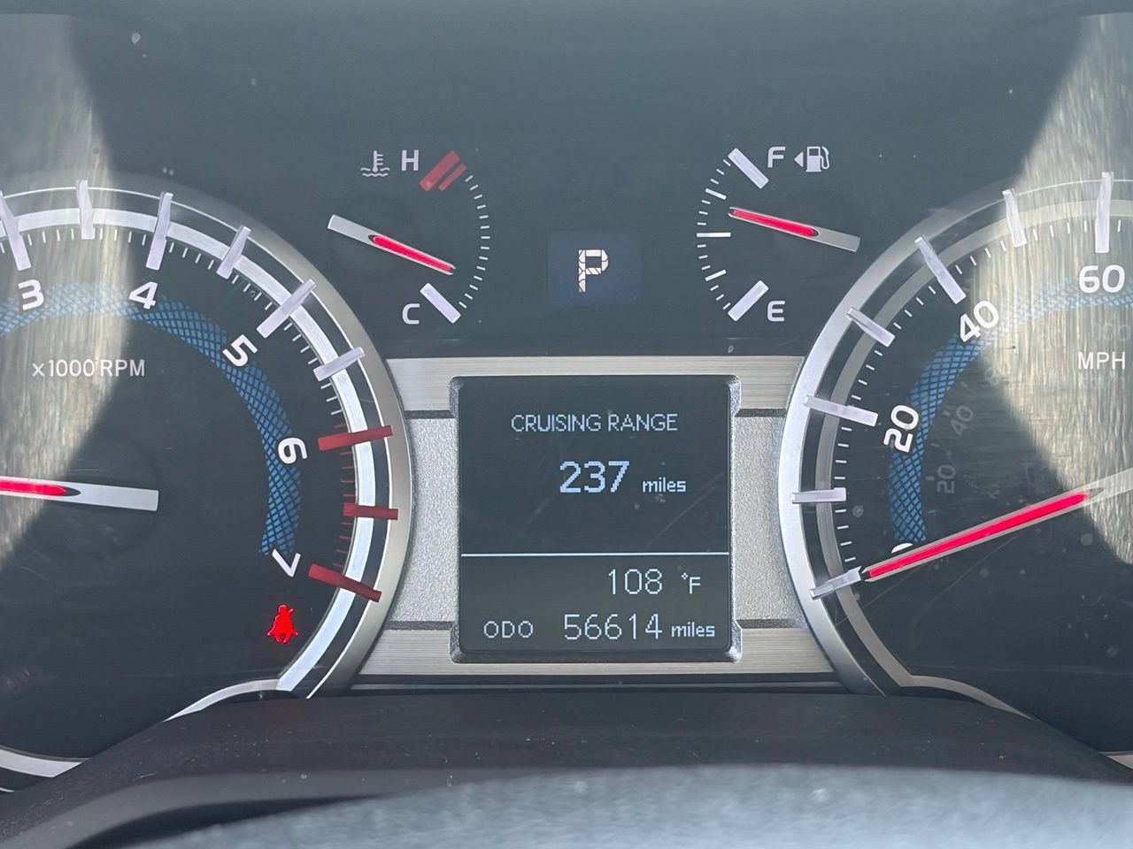 Used 2018 Toyota 4Runner SR5 AWD/4WD image 12