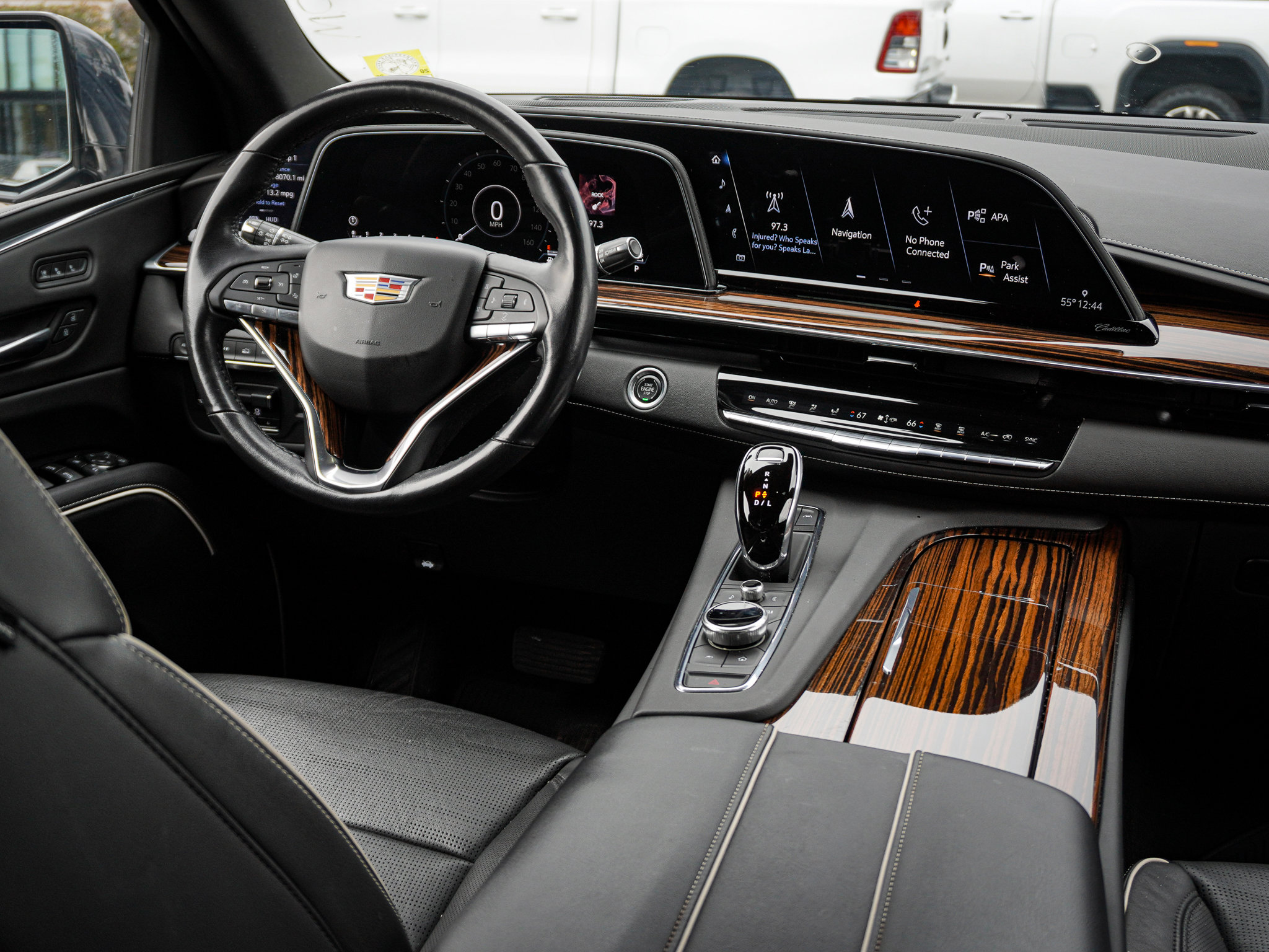 Used 2021 Cadillac Escalade Premium Luxury w/ Driver Assist Tech Package image 28