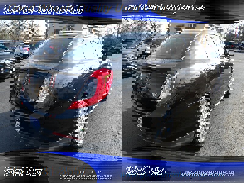 Used 2013 Lincoln MKS AWD image 5