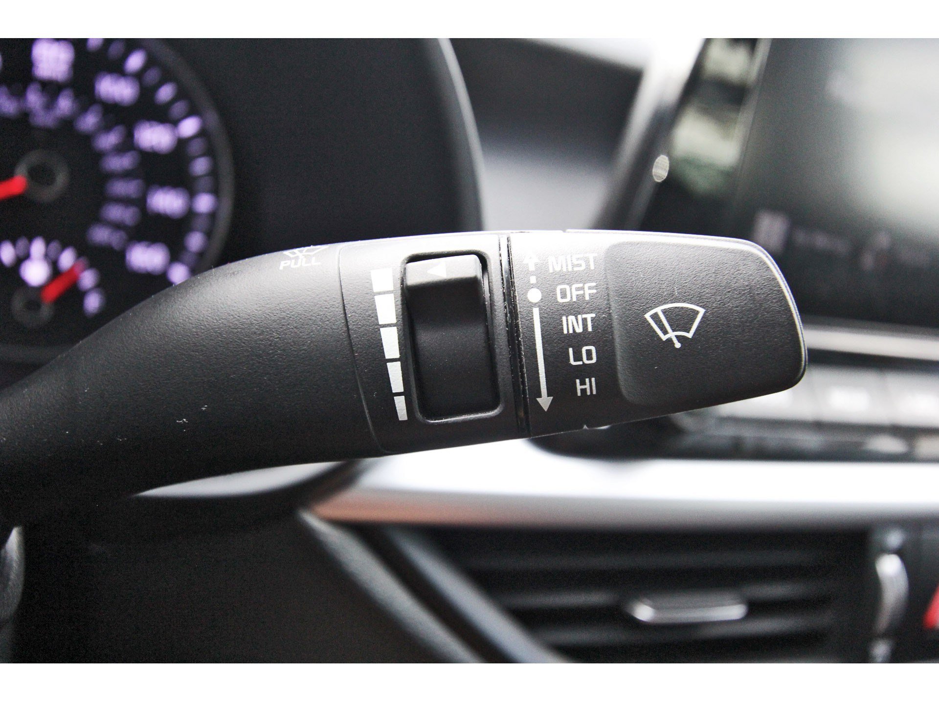 Certified 2023 Kia Forte LXS w/ LXS Technology Package FWD image 21