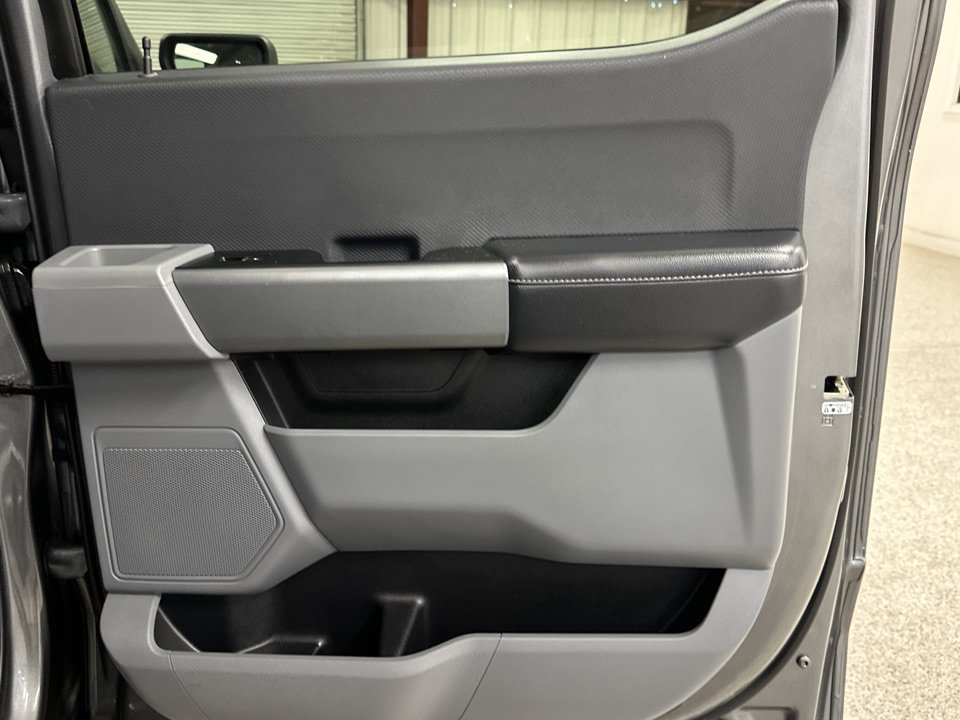 Used 2022 Ford F150 XLT w/ Trailer Tow Package image 23