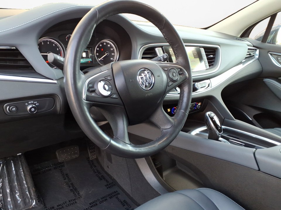 Used 2018 Buick Enclave Premium w/ Experience Buick Package image 13