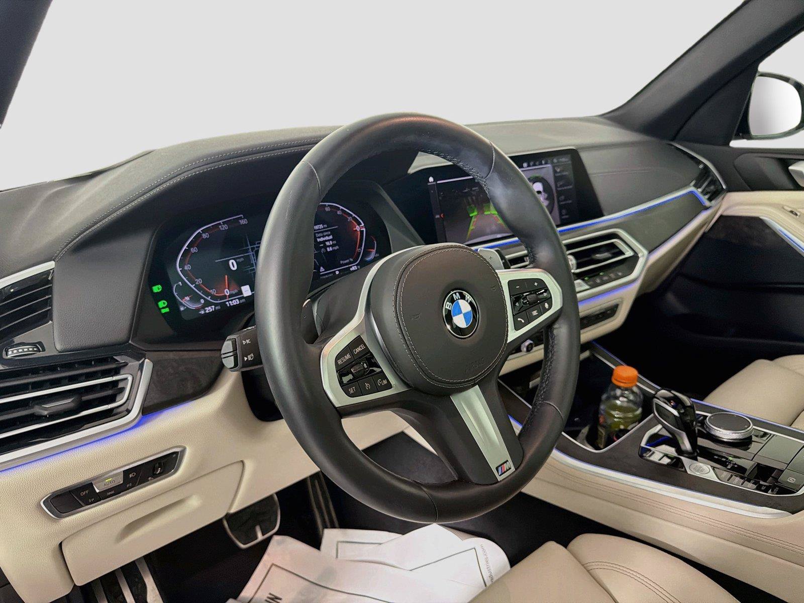 Used 2022 BMW X5 xDrive40i w/ M Sport Package AWD/4WD image 9