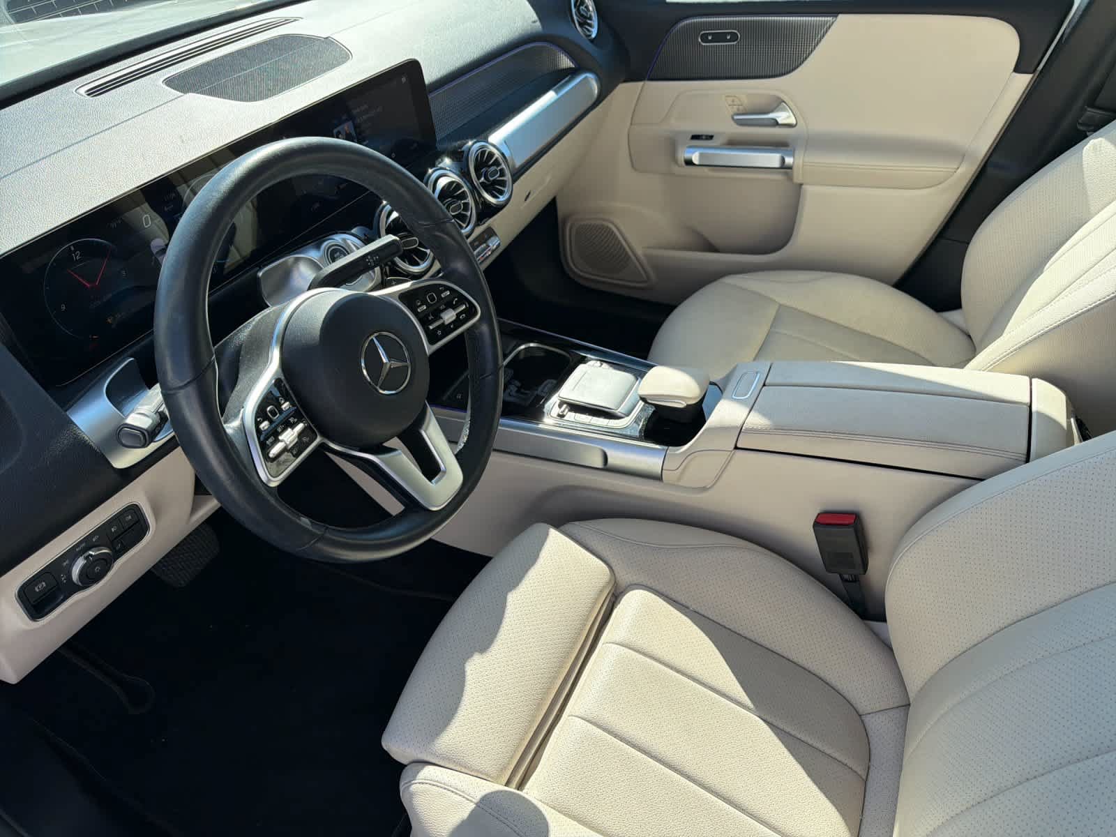 Certified 2022 Mercedes-Benz GLB 250 4MATIC image 8