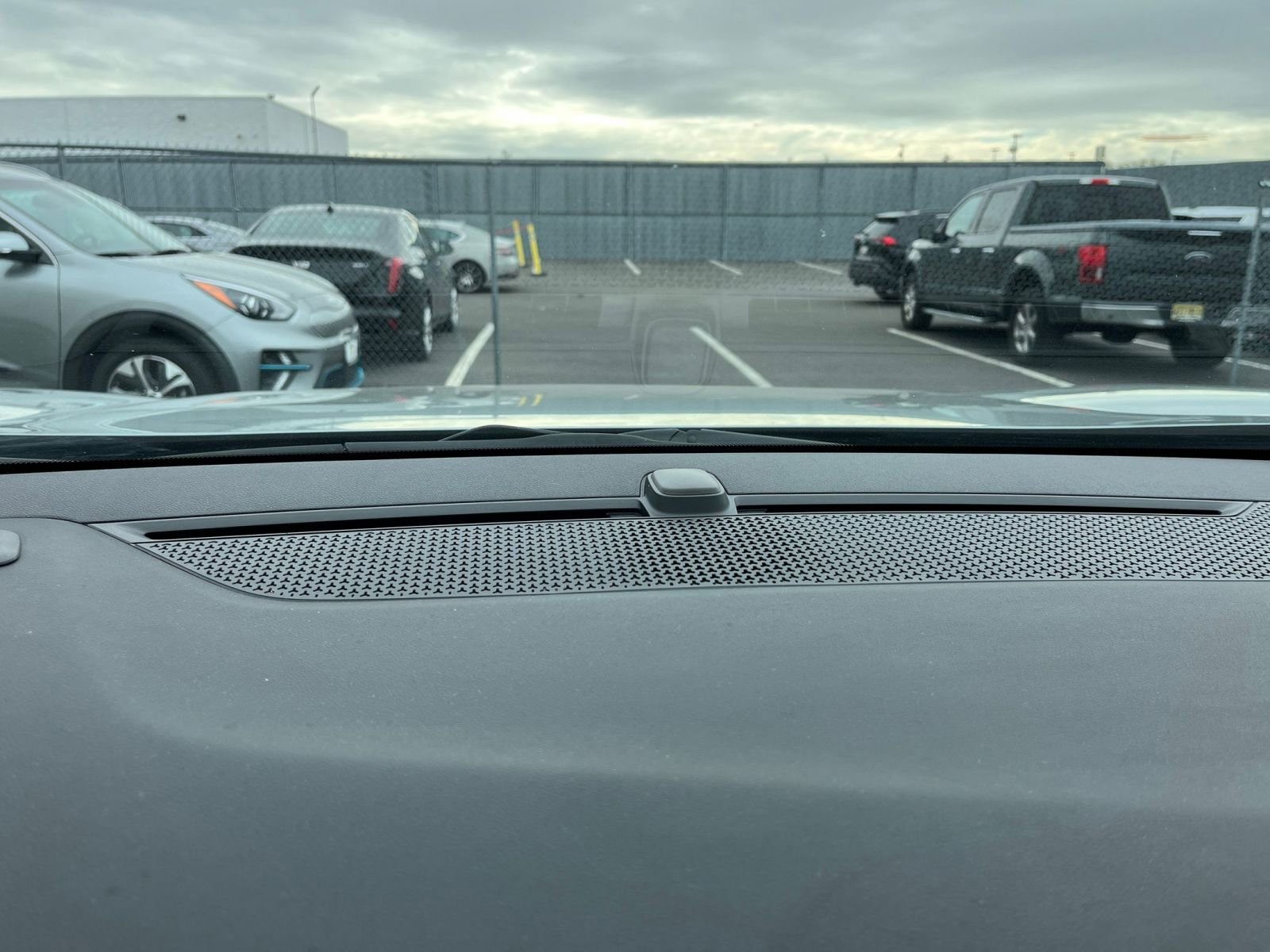 Used 2025 Chevrolet Equinox LT image 20