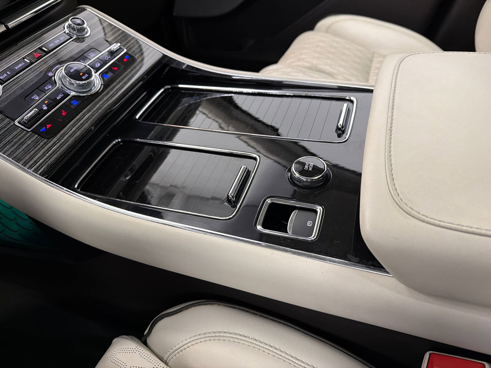 Used 2023 Lincoln Aviator Black Label image 30