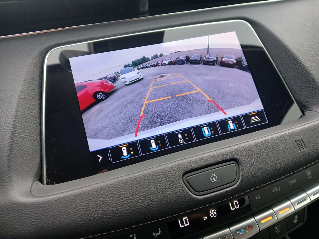 Used 2020 Cadillac XT4 Premium Luxury FWD image 14