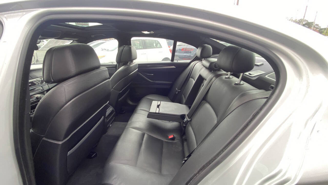Used 2013 BMW 550i Sedan RWD image 7