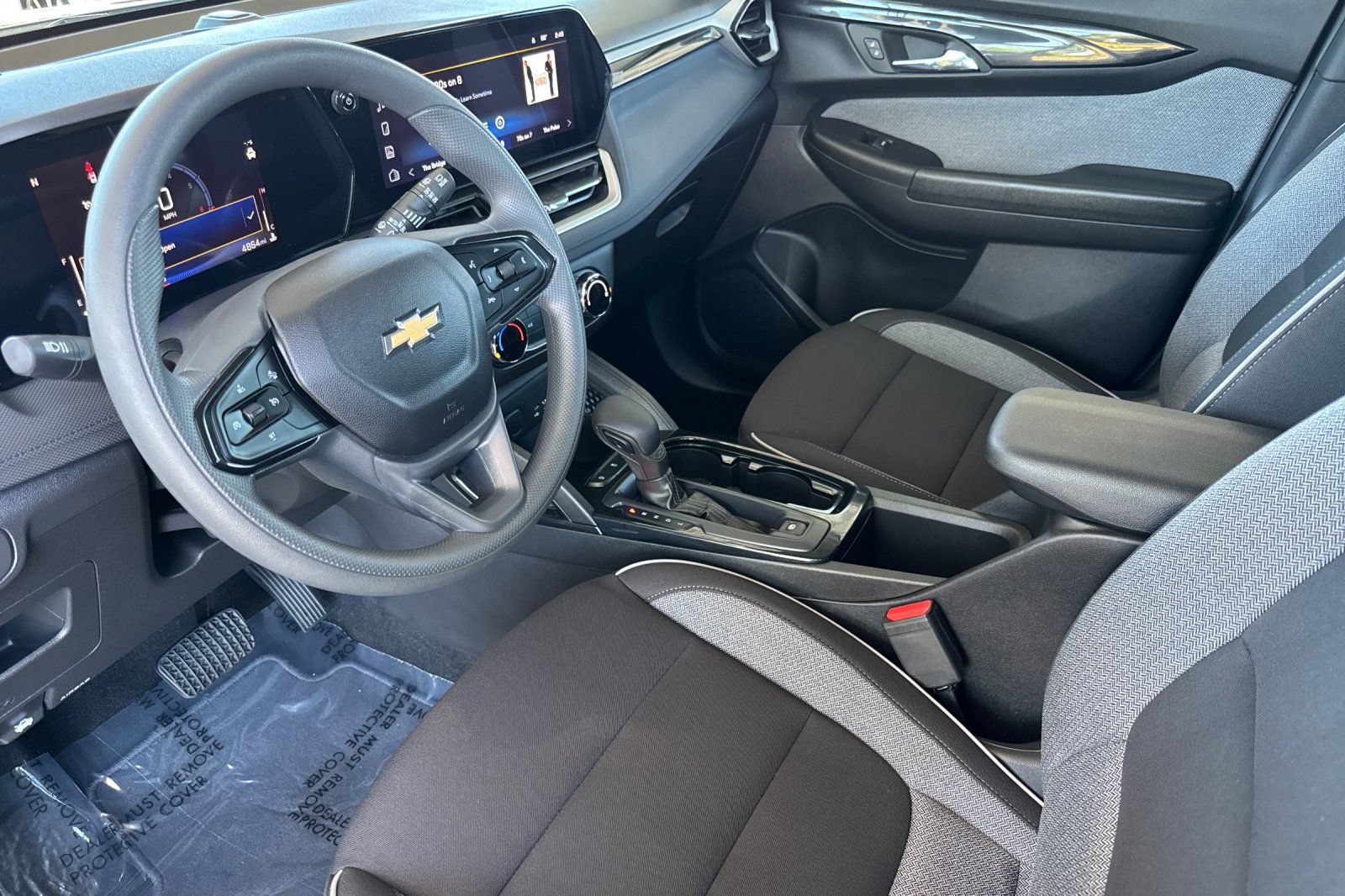 Used 2026 Chevrolet TrailBlazer LS FWD image 5